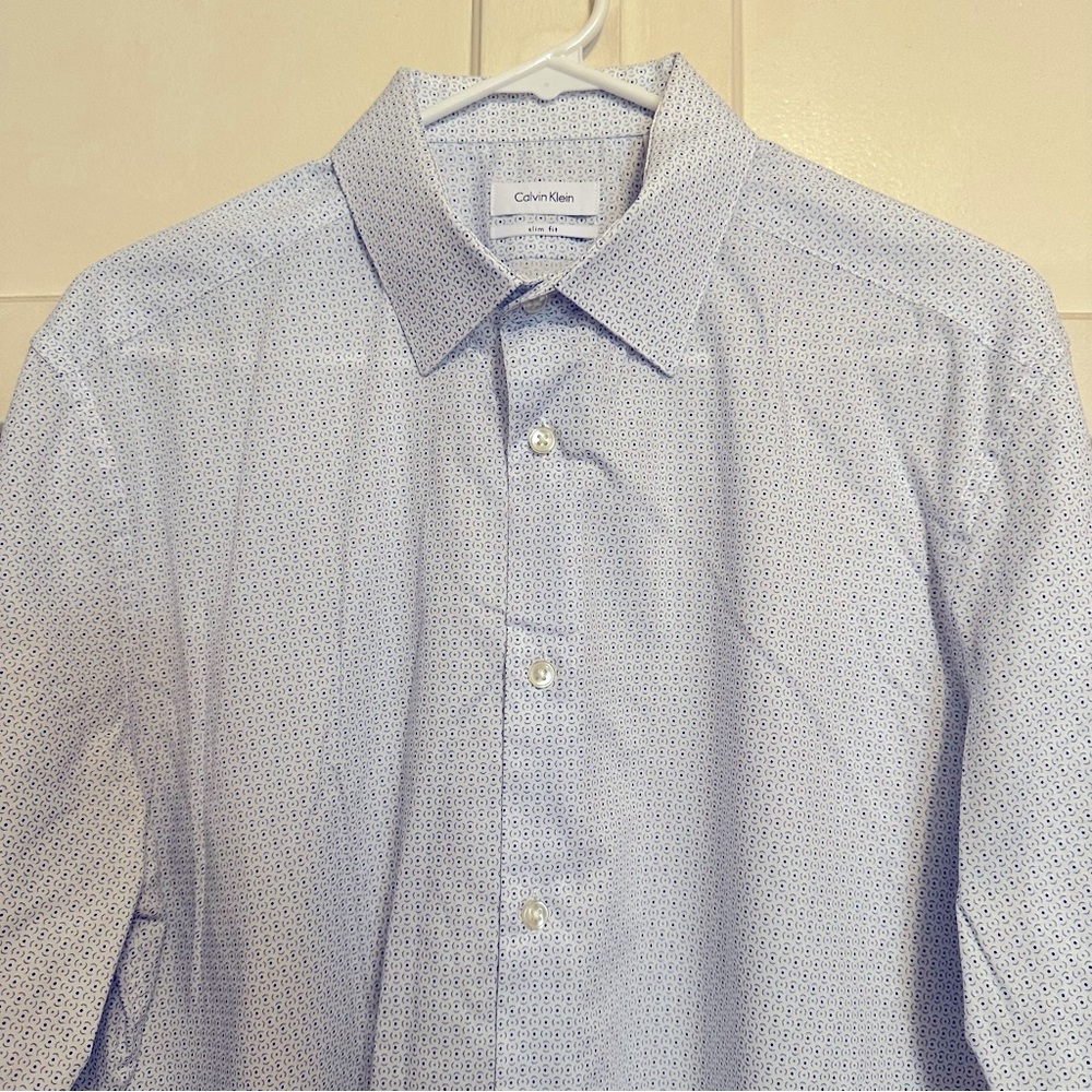 Calvin Klein - Slim Fit Dress Shirt